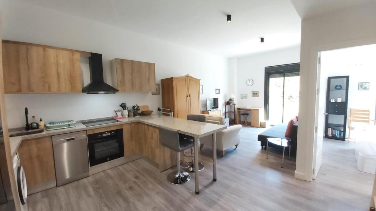 Апартаменти Del Parque Flats Urban Adults Luxury Малага Екстер'єр фото