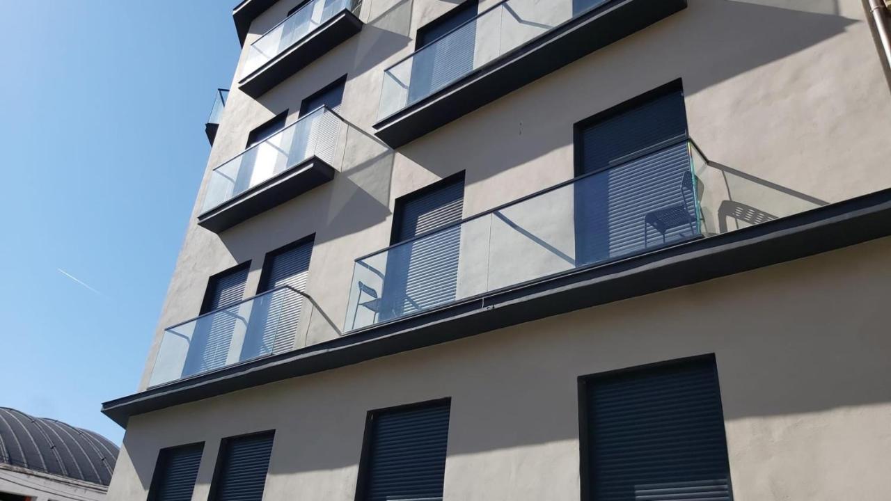 Апартаменти Del Parque Flats Urban Adults Luxury Малага Екстер'єр фото